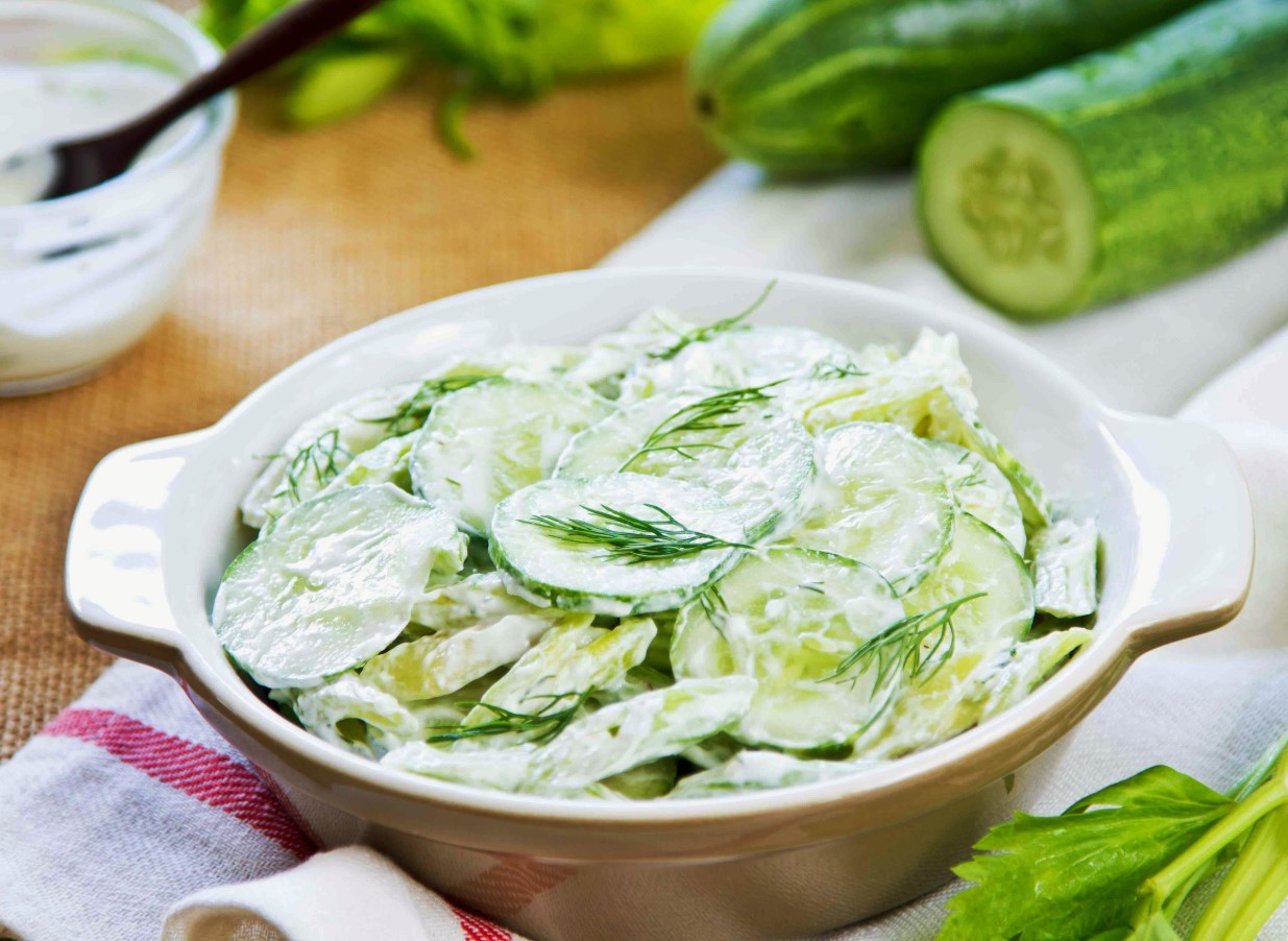 Värske ja lihtne suvine salat